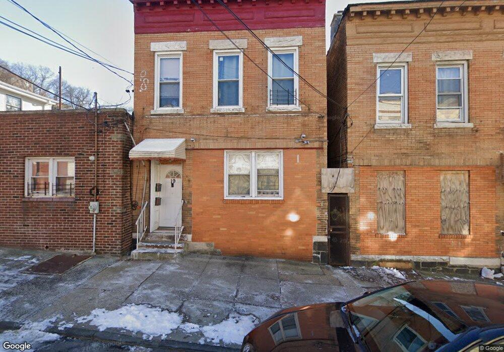 22 Mount Carmel Place, Yonkers, NY 10701 - photo 1