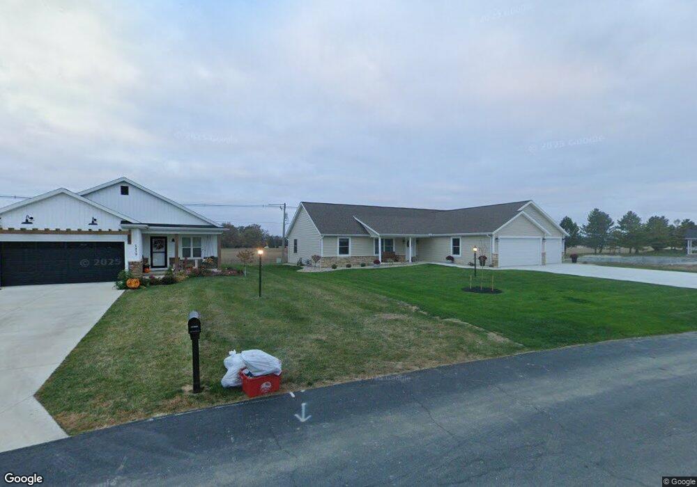 1419 Madison Place, Wapakoneta, OH 45895 - photo 1