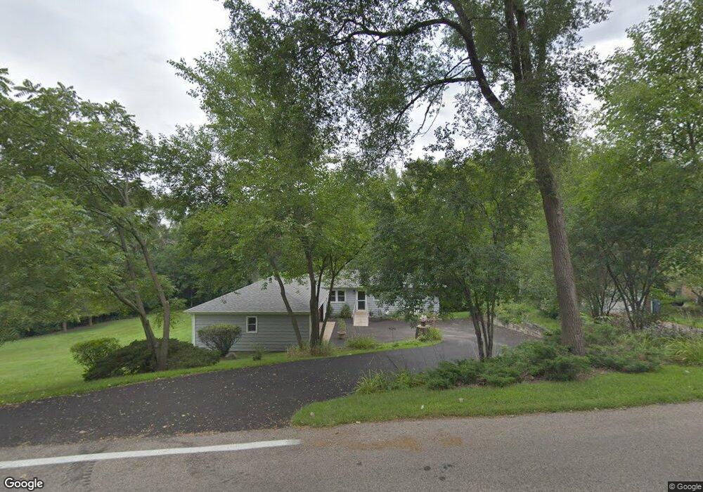 90 Lake Shore Dr, Carpentersville, IL 60110 - photo 1