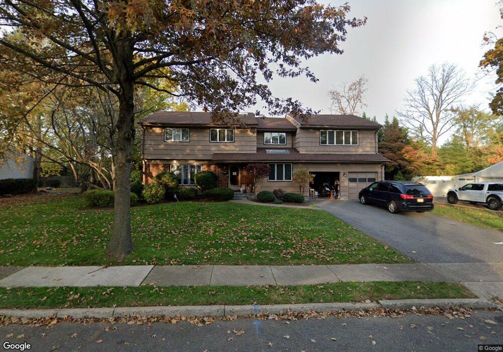 283 Taft Ct, Paramus, NJ 07652 - photo 1