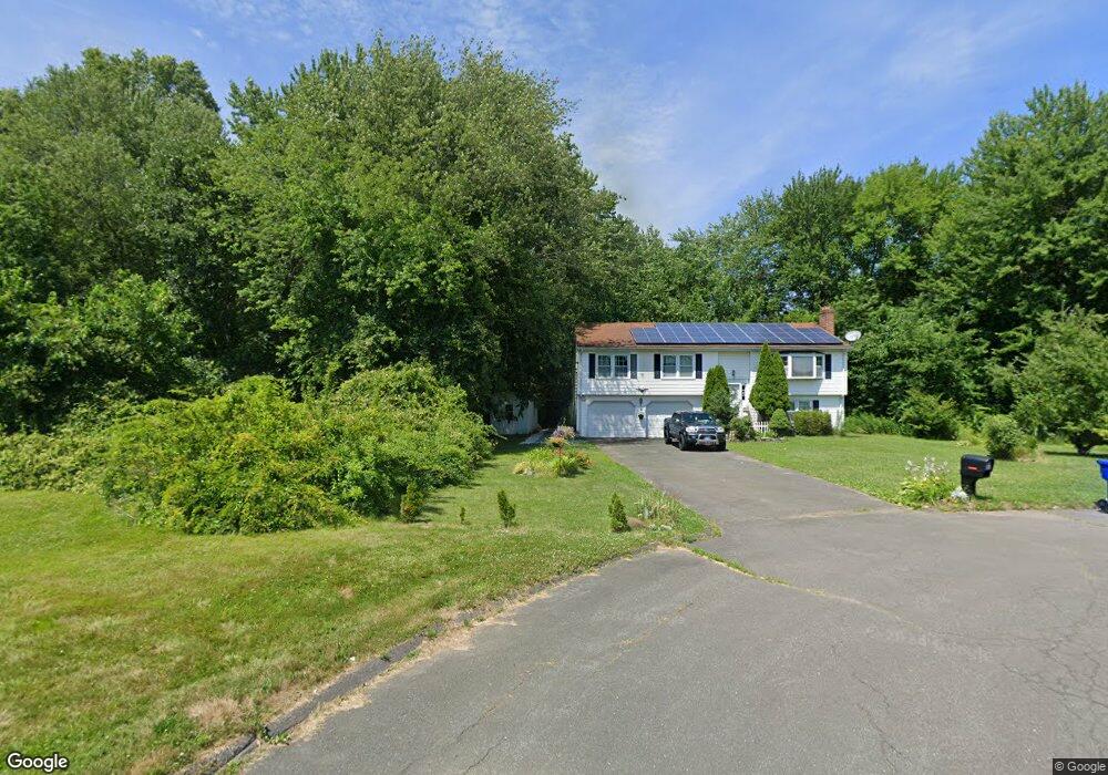 33 Valley View Dr, Bloomfield, CT 06002 - photo 1