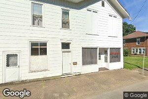 208 Virginia St, Ravenswood, WV 26164