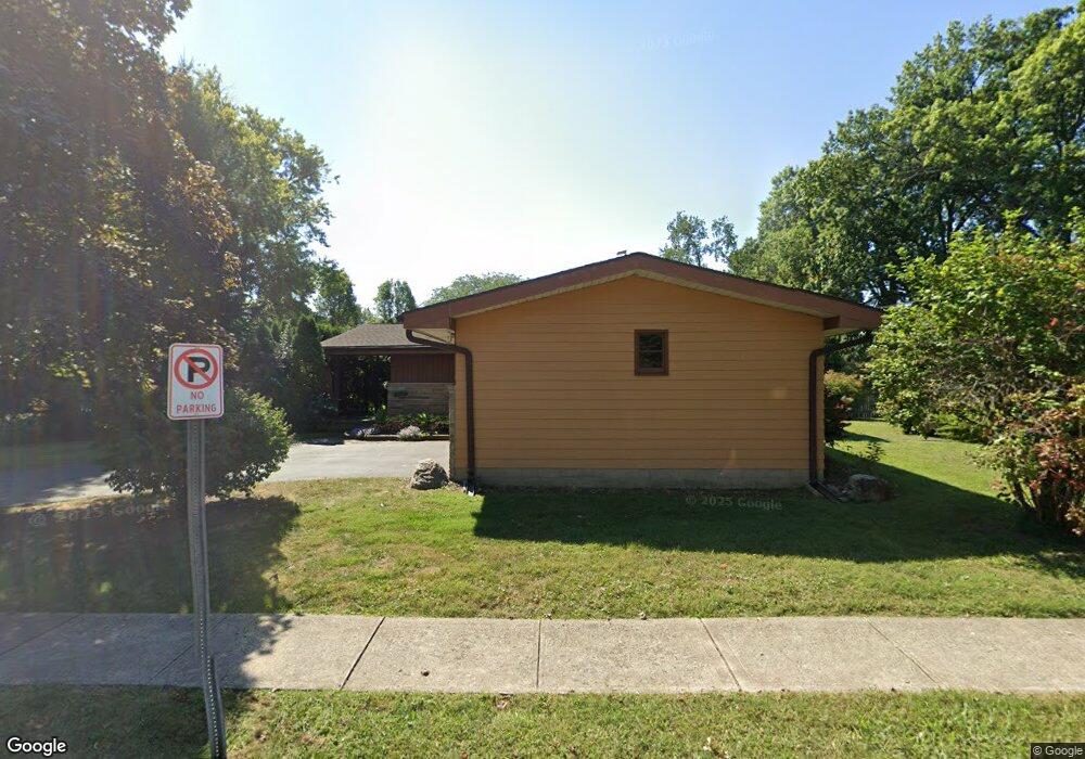 611 Bernhard Rd, Columbus, OH 43213 - photo 1