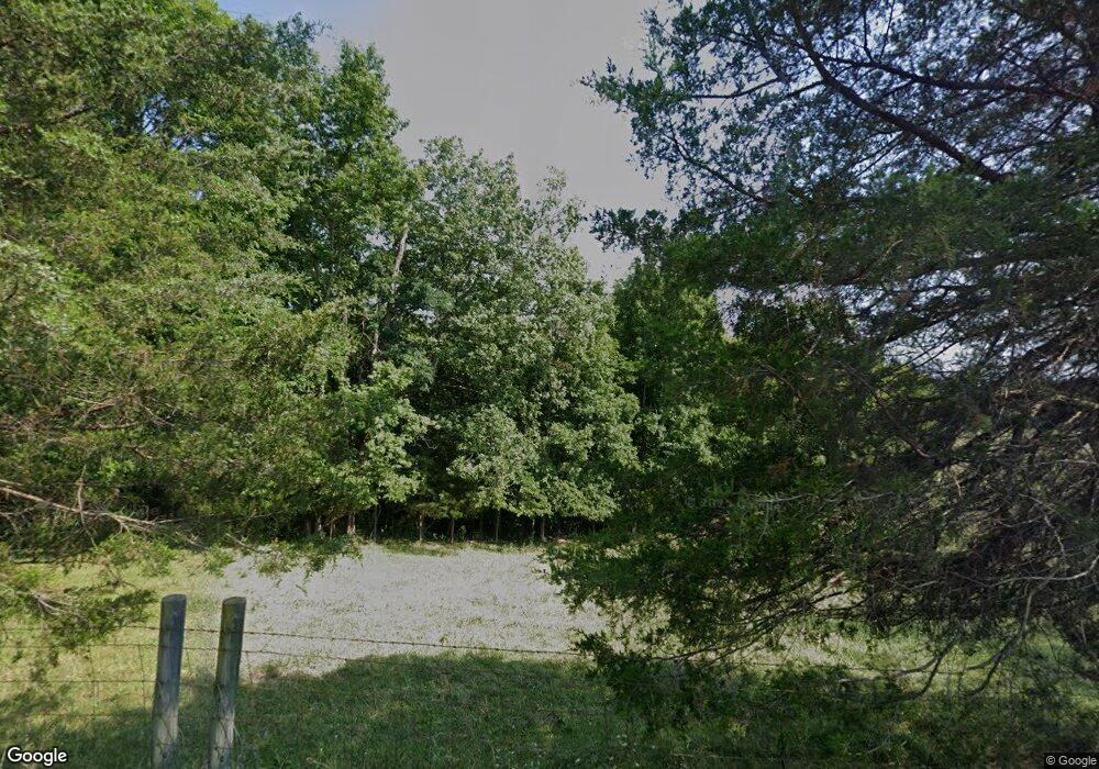 1513 Baxter Ridge Rd, Lawrenceburg, KY 40342 - photo 1