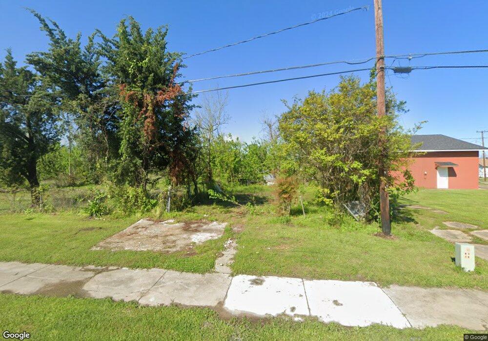 215 N Shattuck St, Lake Charles, LA 70601 - photo 1