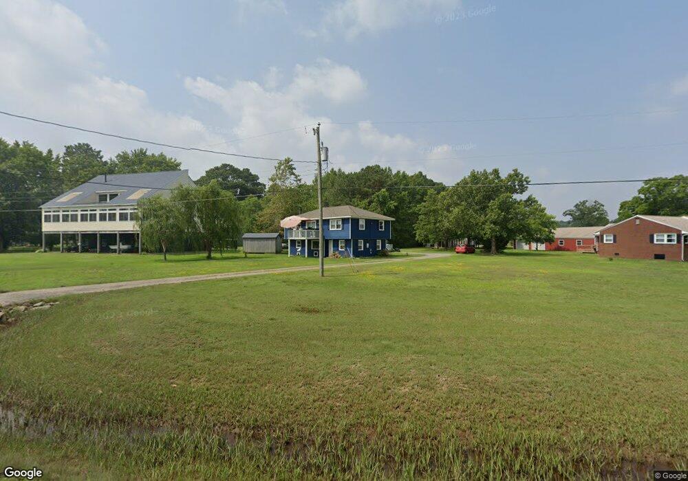 1309 Dandy Loop Rd, Yorktown, VA 23692 - photo 1