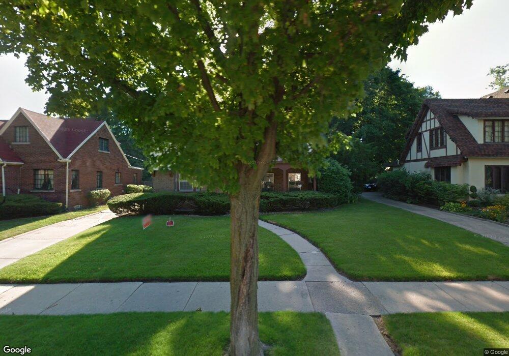 421 S Jenison Ave, Lansing, MI 48915 - photo 1