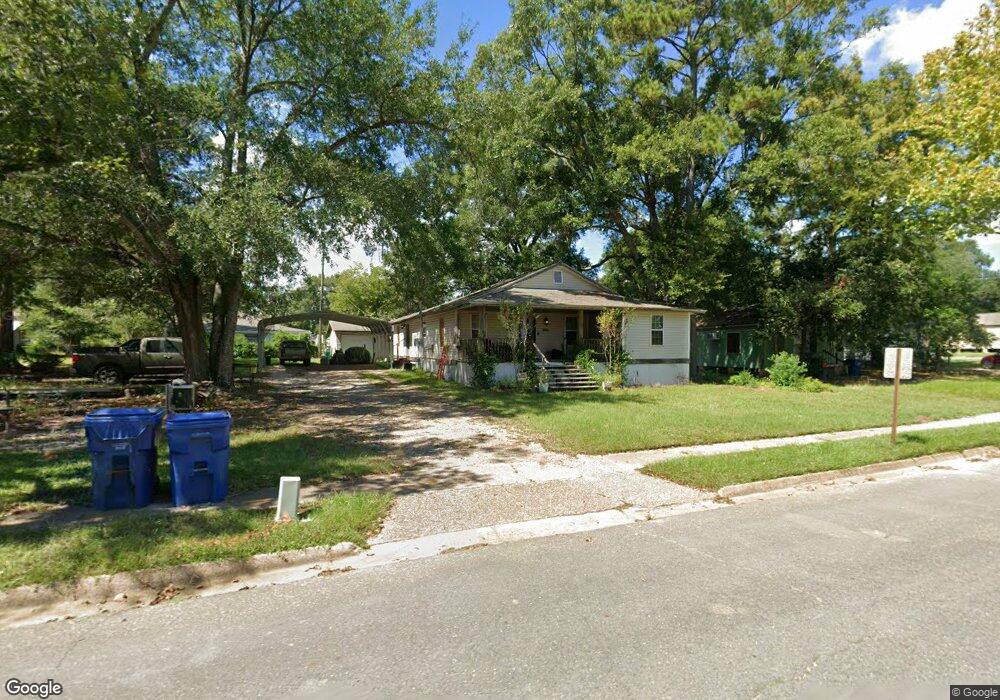 631 Roberts St, Deridder, LA 70634 - photo 1