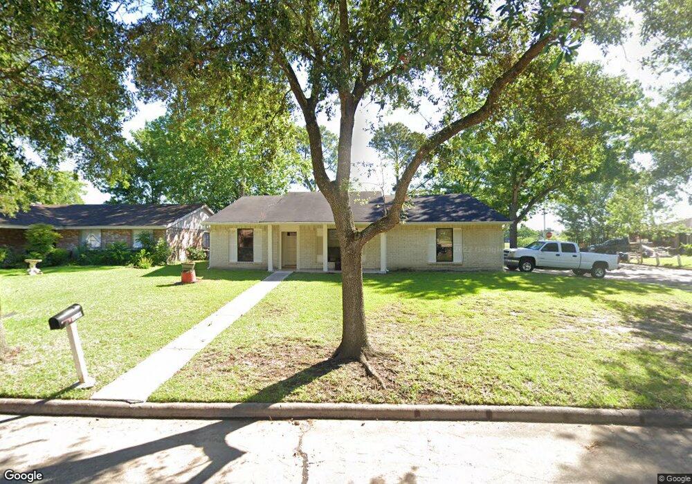 17023 Bougainvilla Ln, Friendswood, TX 77546 - photo 1