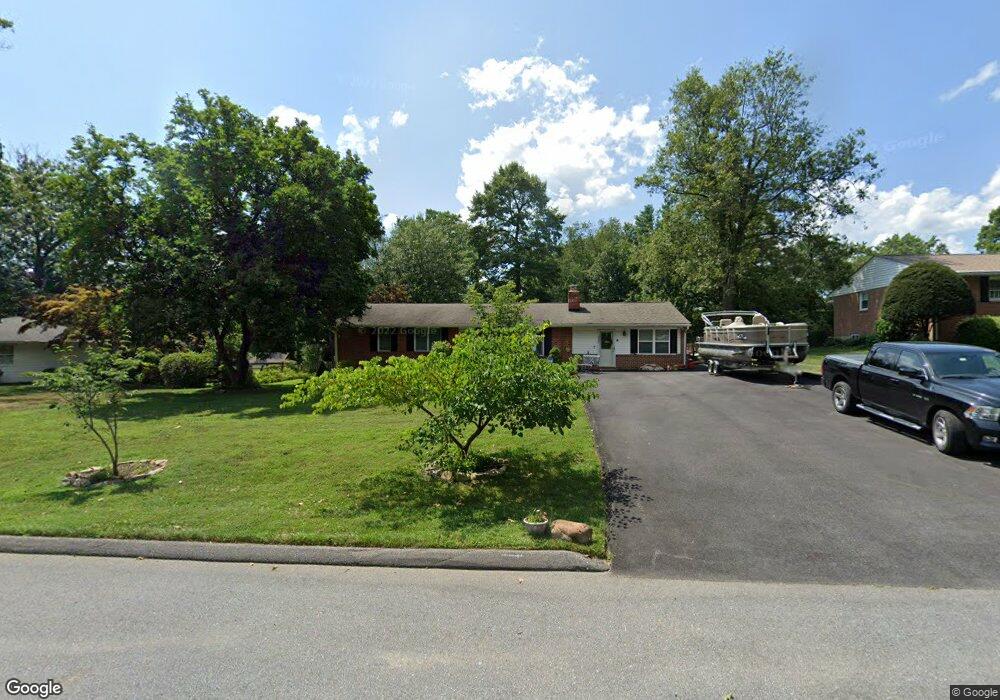 10705 E Crestview Ln, Laurel, MD 20723 - photo 1