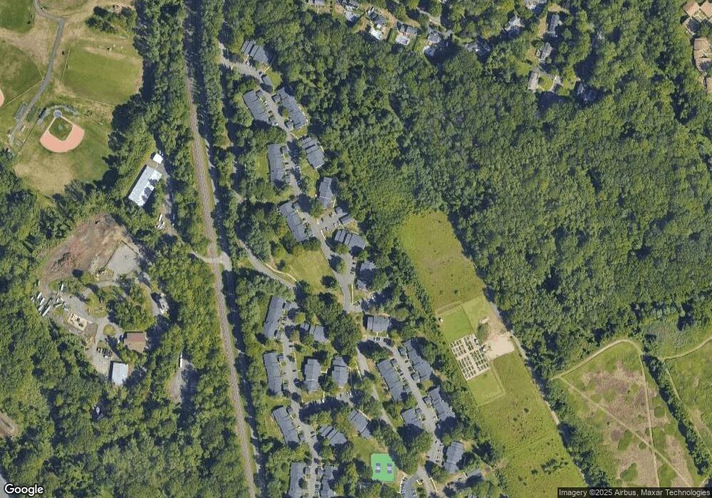 36 Snowberry Ct, Red Bank, NJ 07701 - photo 1