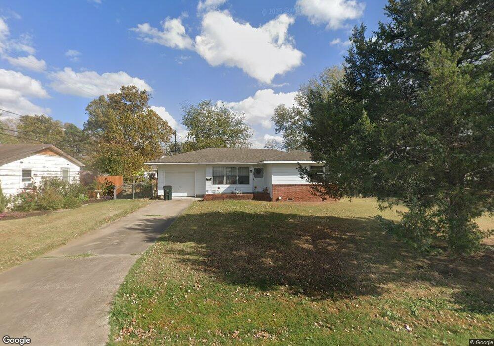 1313 S Osage Ave, Okmulgee, OK 74447 - photo 1