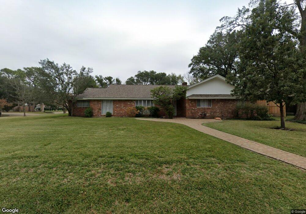 1103 River Glynn Dr, Houston, TX 77063 - photo 1