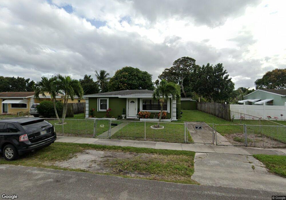 632 Putter Place, West Palm Beach, FL 33409 - photo 1