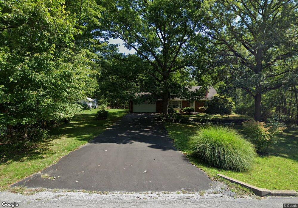 91 Roosevelt St, Wind Gap, PA 18091 - photo 1