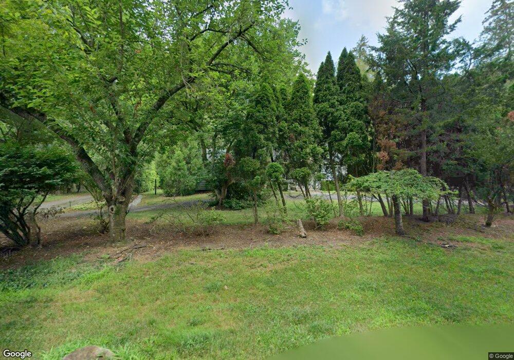 924 Colonial Rd, Franklin Lakes, NJ 07417 - photo 1