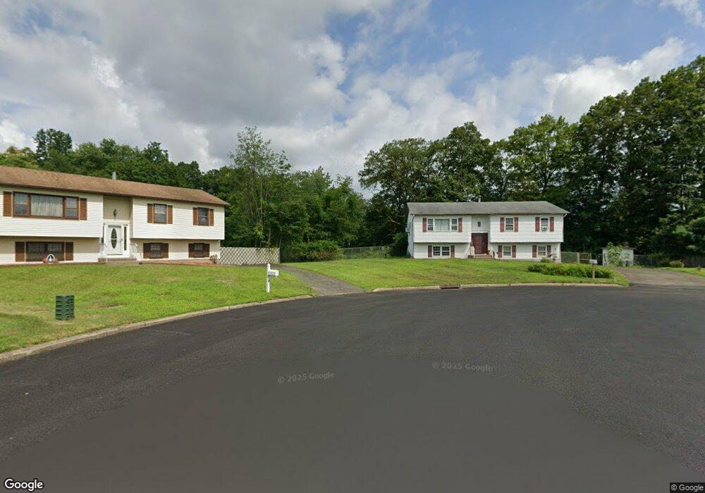 9 Roxbury Ct, Spring Valley, NY 10977 - photo 1