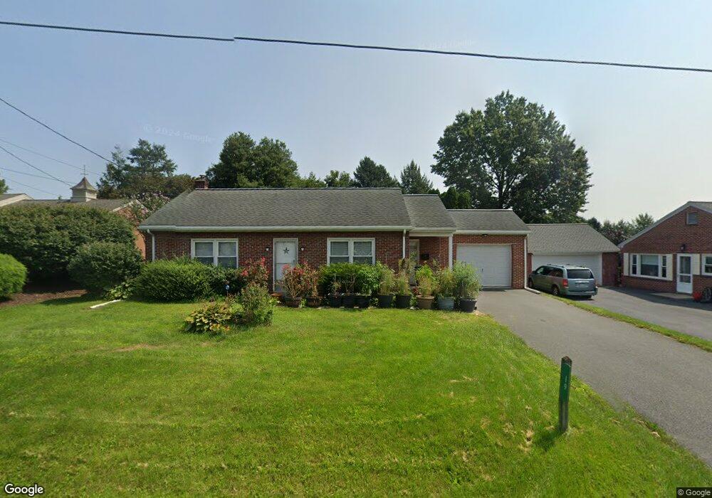 19 Ethel Ave, Leola, PA 17540 - photo 1