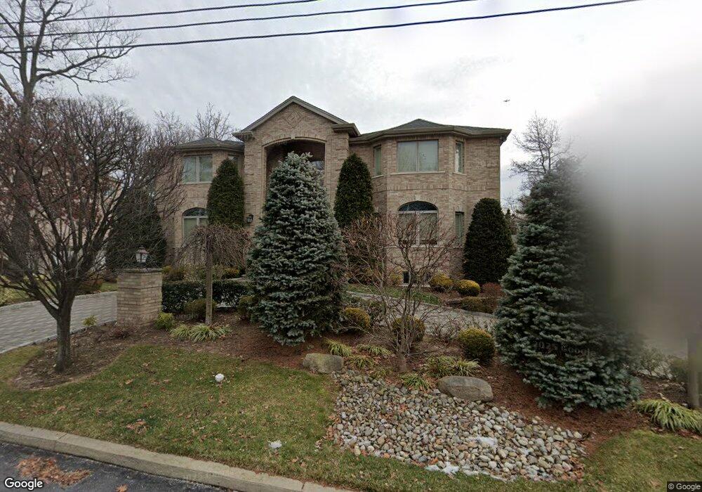 661 Summit St, Englewood Cliffs, NJ 07632 - photo 1