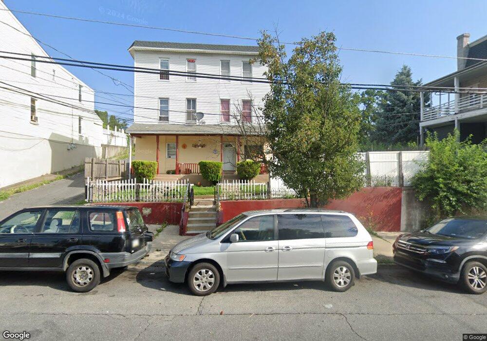 377 1/2 W Allen St, Allentown, PA 18102 - photo 1