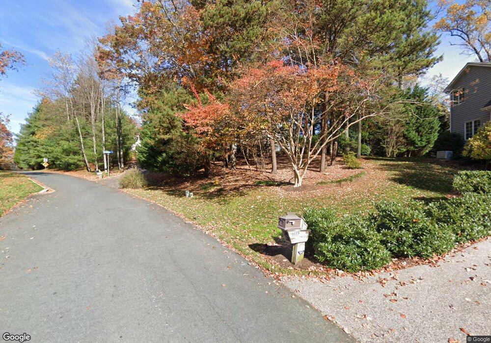 902 Lincolnshire Ln, Arnold, MD 21012 - photo 1