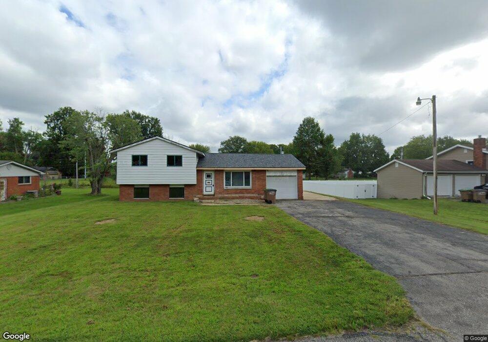 3385 Virginia St, Columbus, IN 47203 - photo 1