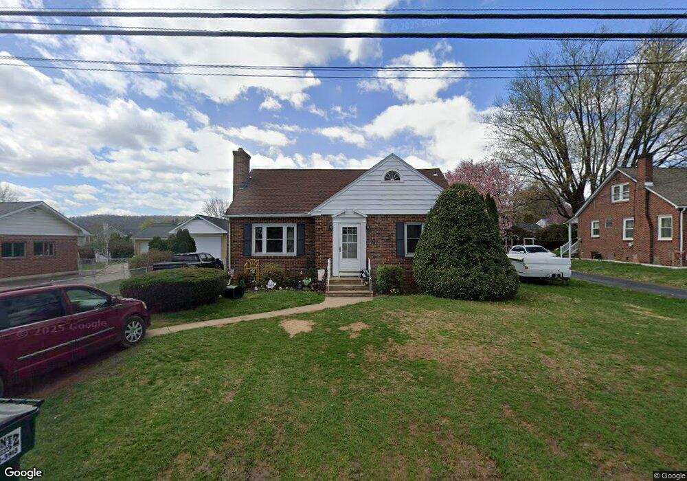 710 Lorane Rd, Reading, PA 19606 - photo 1