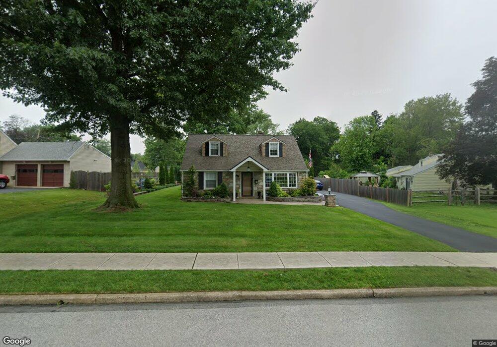 423 Suffolk Rd, Flourtown, PA 19031 - photo 1