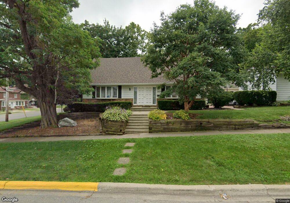 1620 N Sheridan Rd, Waukegan, IL 60085 - photo 1