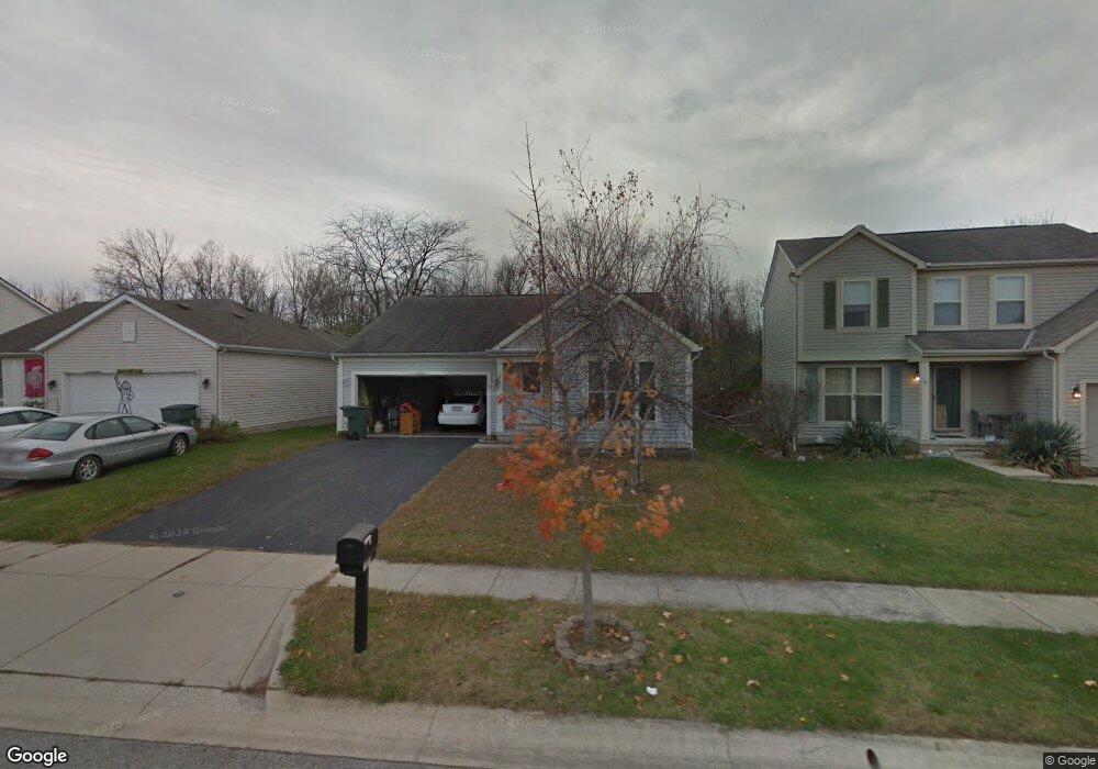 1823 Aggie Ct, Columbus, OH 43223 - photo 1