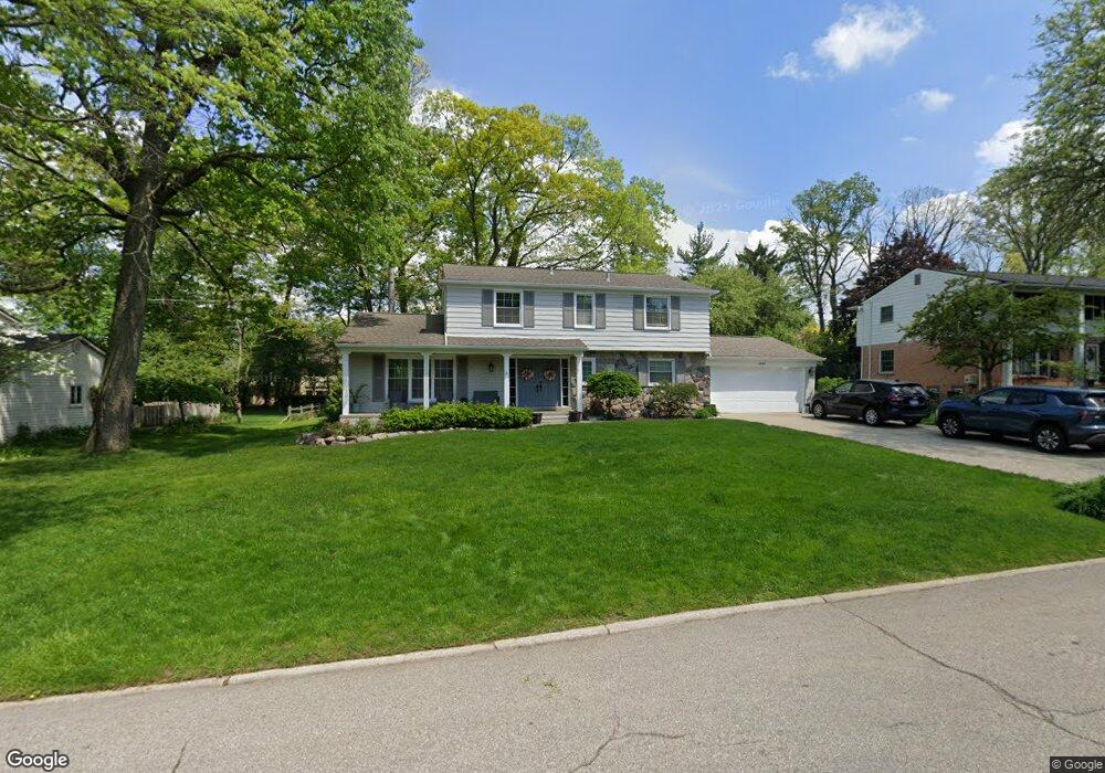 2939 Aspen Ln, Bloomfield Hills, MI 48302 - photo 1