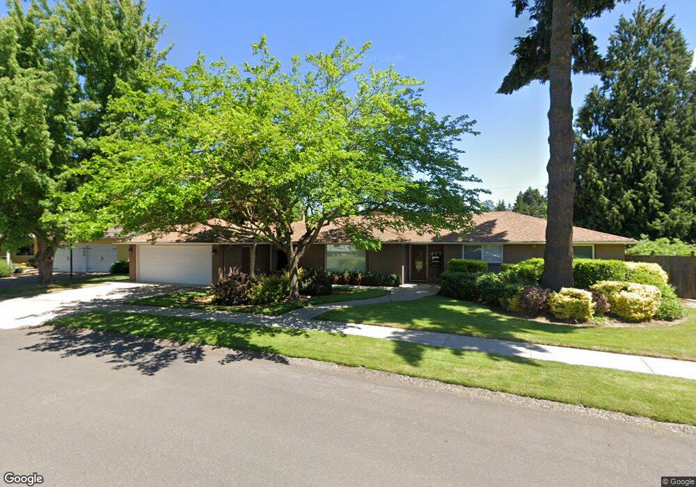 477 Dartmoor Dr, Eugene, OR 97401 - photo 1