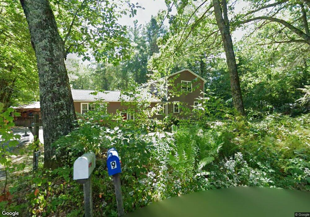 10 Thompson Rd, Hubbardston, MA 01452 - photo 1