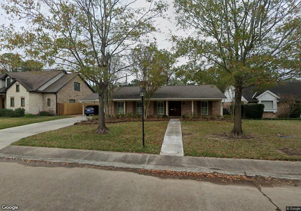 10006 Chevy Chase Dr, Houston, TX 77042 - photo 1