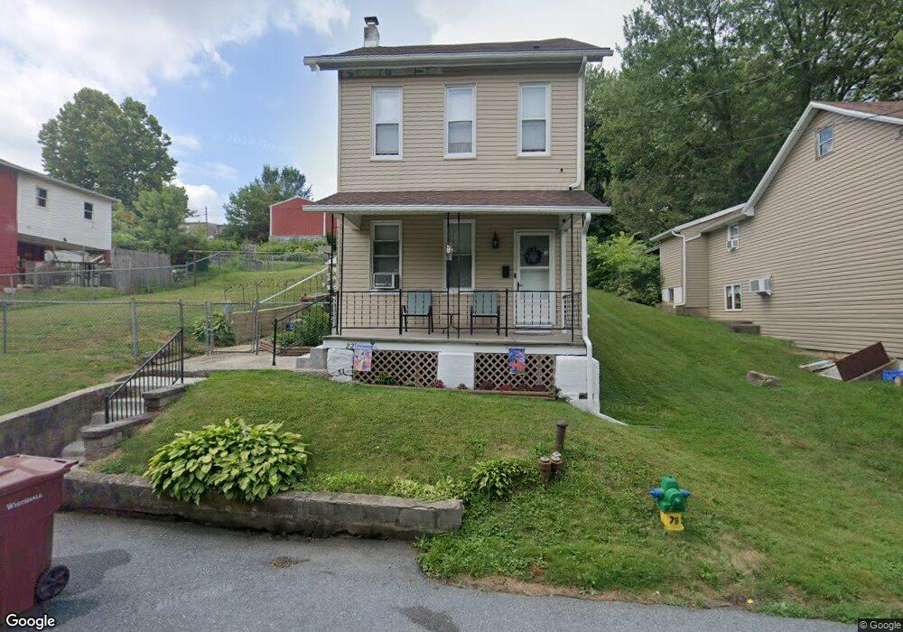 2216 N Lehigh Ave, Whitehall, PA 18052 - photo 1