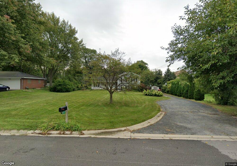 1200 Foxglove Dr, Batavia, IL 60510 - photo 1