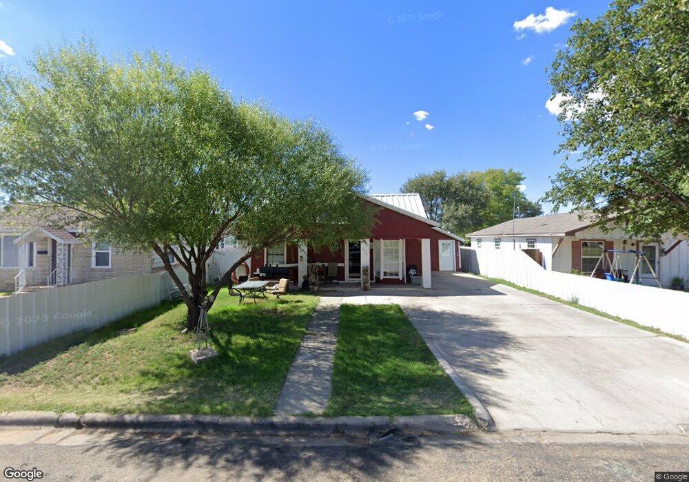 814 Beard Ave, Dumas, TX 79029 - photo 1