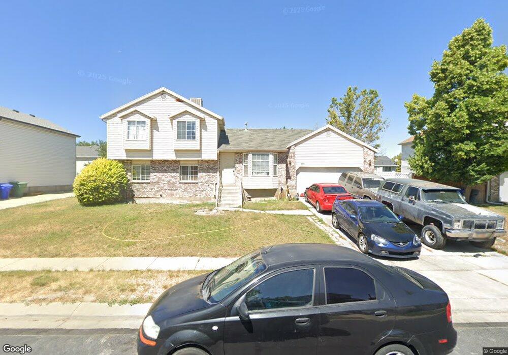 8484 Plum Creek Dr, West Jordan, UT 84088 - photo 1