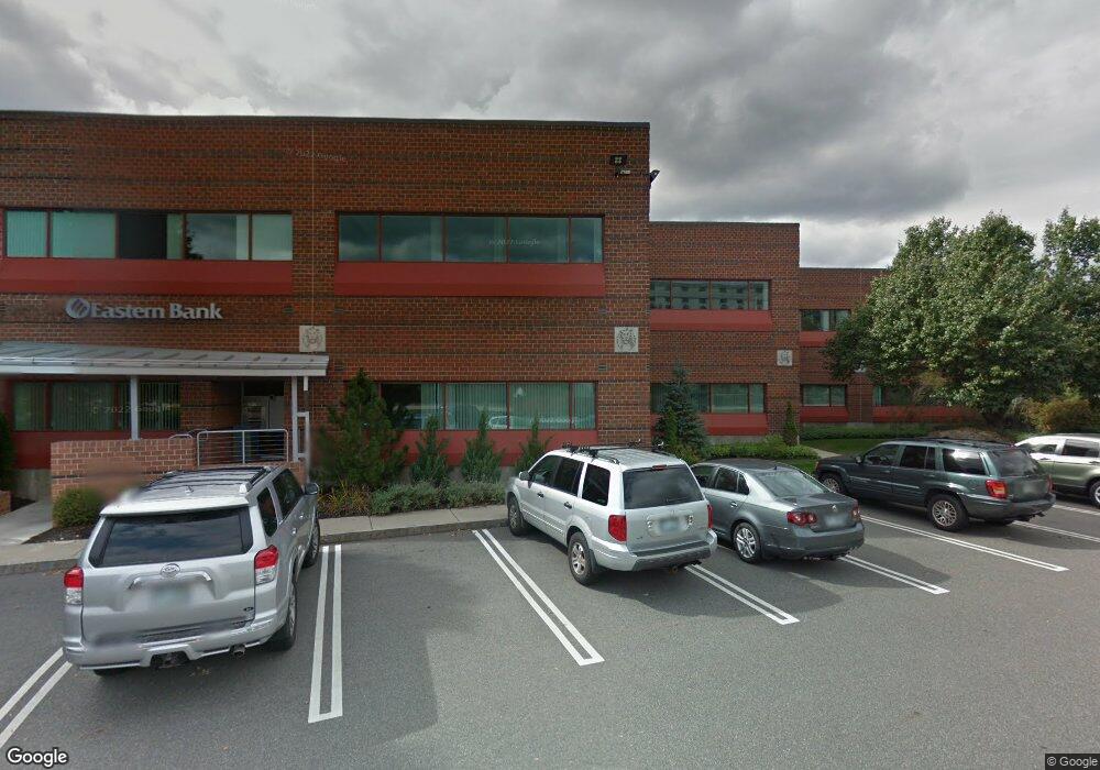 11 Trafalgar Square unit 201, Nashua, NH 03063 - photo 1