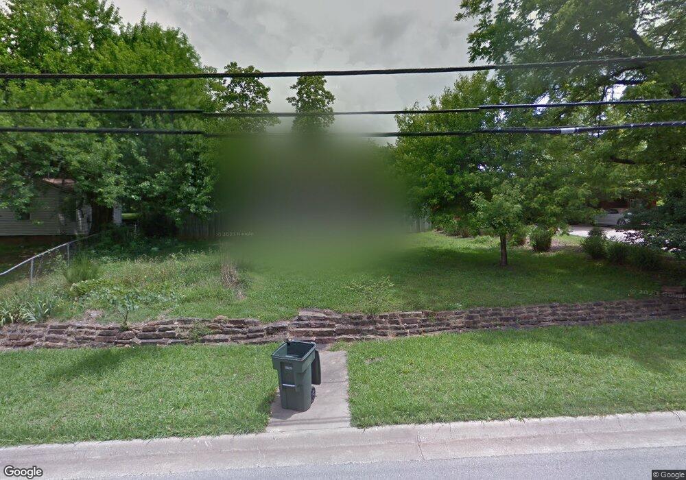 320 E Huntsville Rd, Fayetteville, AR 72701 - photo 1