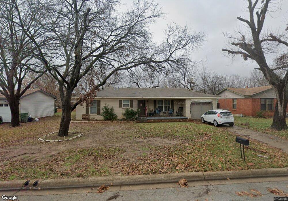 817 Zelda Dr, Hurst, TX 76053 - photo 1