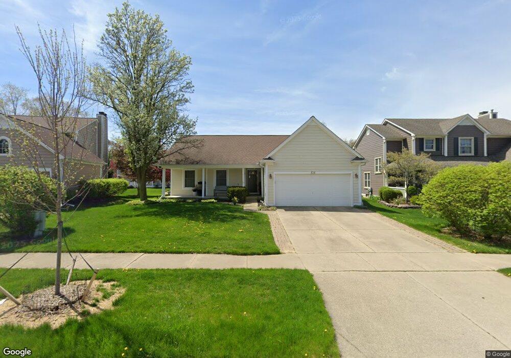 834 Linden Way, Auburn Hills, MI 48326 - photo 1