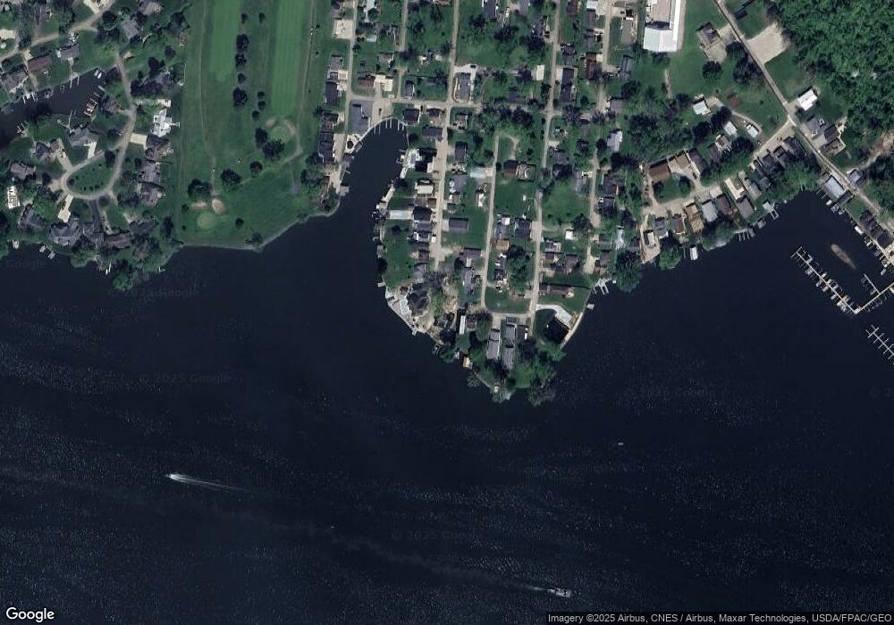 701 Lexington Ave, Thornville, OH 43076 - photo 1