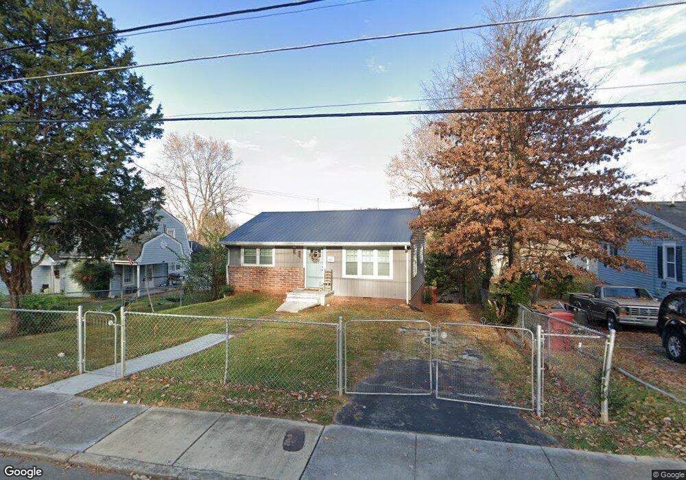 409 Orleans St, Johnson City, TN 37601 - photo 1