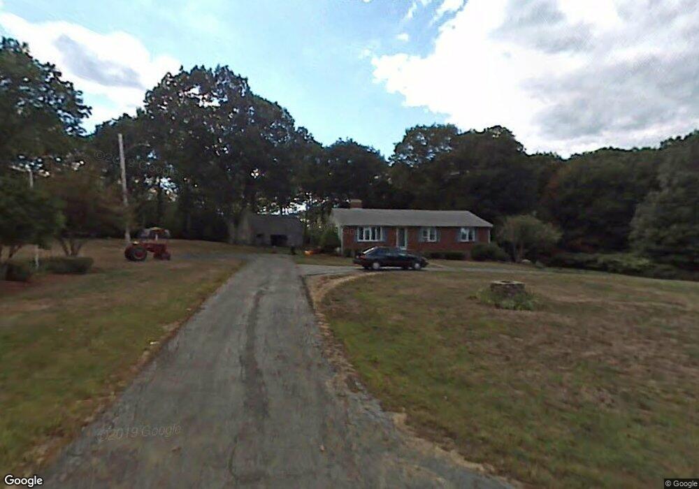 58 E Charlton Rd, Spencer, MA 01562 - photo 1