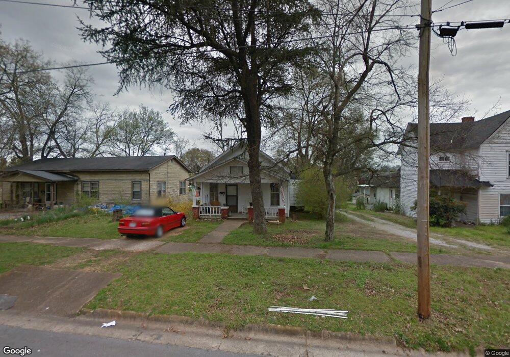 814 E Mobile St, Florence, AL 35630 - photo 1