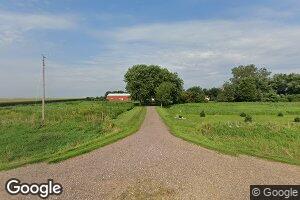 3367 Hickory Ave, Hull, IA 51239