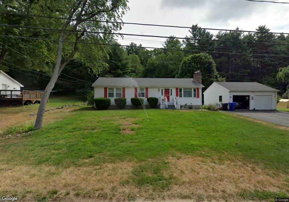 4 Hickory St, Hudson, NH 03051 - photo 1