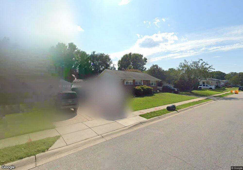 911 Genine Dr, Glen Burnie, MD 21060 - photo 1