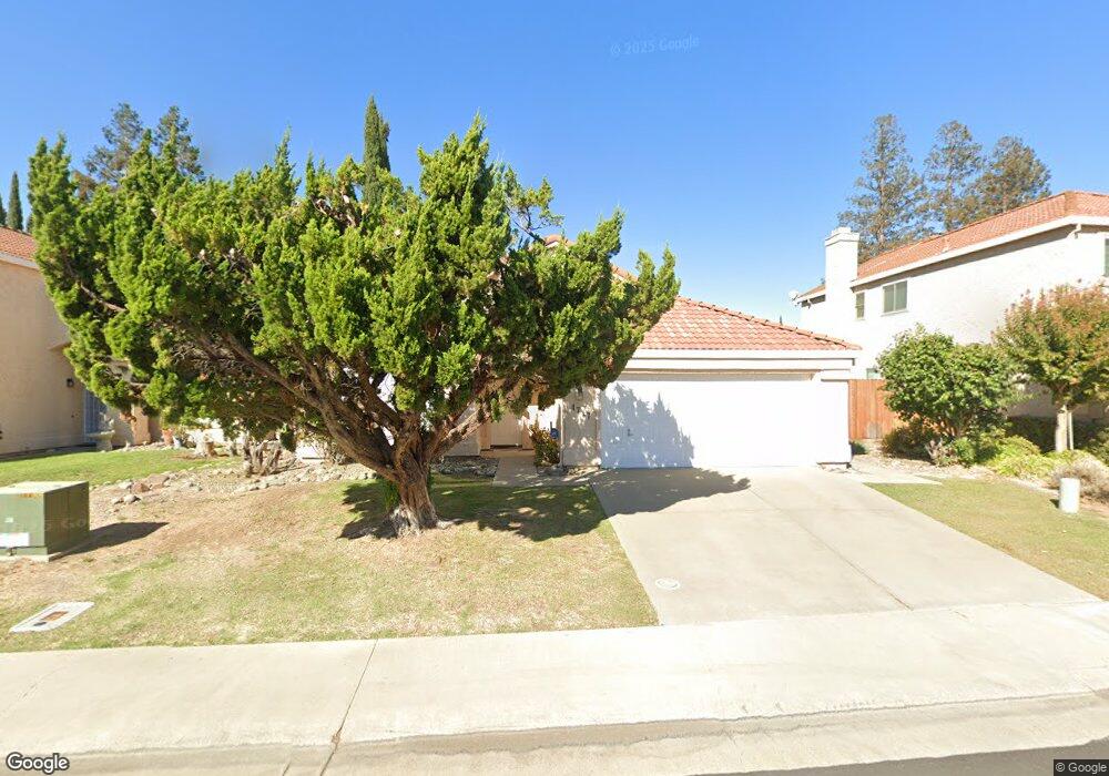 4717 Flox Way, Elk Grove, CA 95758 - photo 1